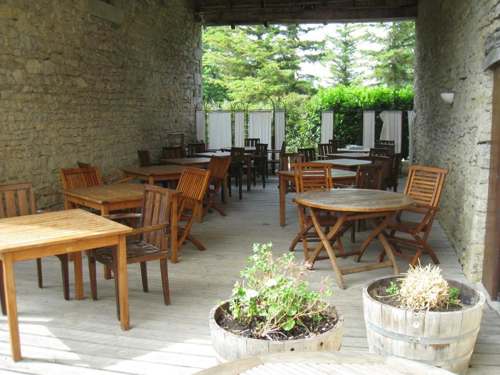 Auberge Du Vernay Charette  Exterior photo