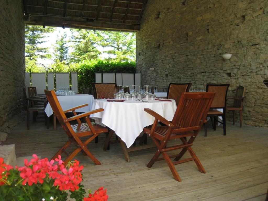 Auberge Du Vernay Charette  Exterior photo